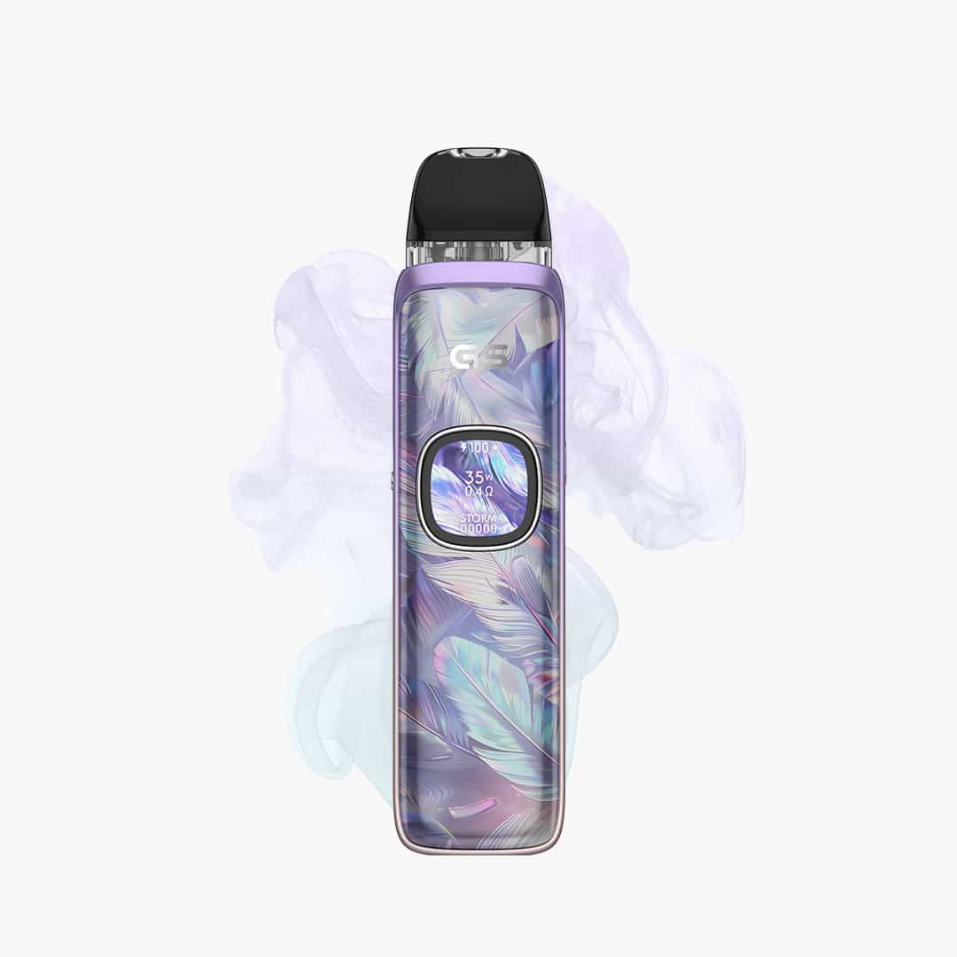 GEEKVAPE Sonder Q2 Pod Kit in Lila mit Feder-Design und Display, schwarzes Mundstück, 20 mg, freigestellt mit Dampf