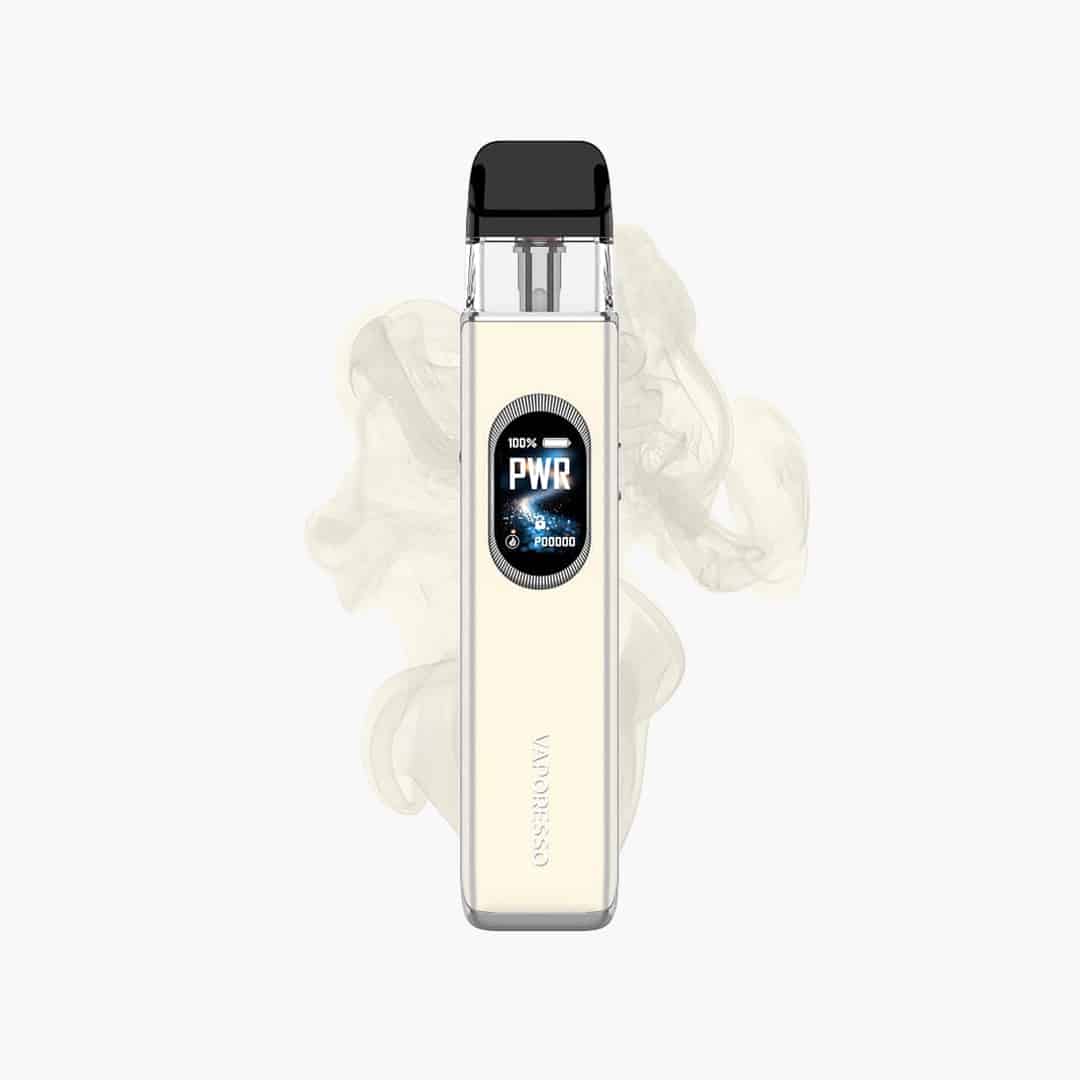 Vaporesso Pod-System Vape in Weiss mit Display (PWR/100%) und schwarzem Mundstück, 20 mg, freigestellt mit Rauch.