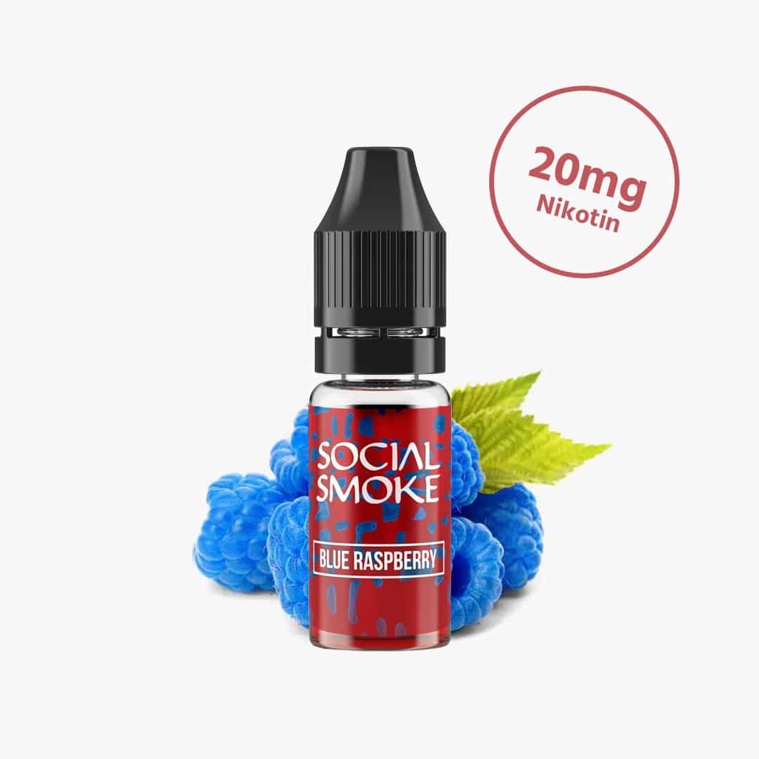 Social Smoke E-Liquid Blue Raspberry 20 mg Nikotin, Flasche mit blauen Himbeeren und grünem Blatt auf weissem Hintergrund