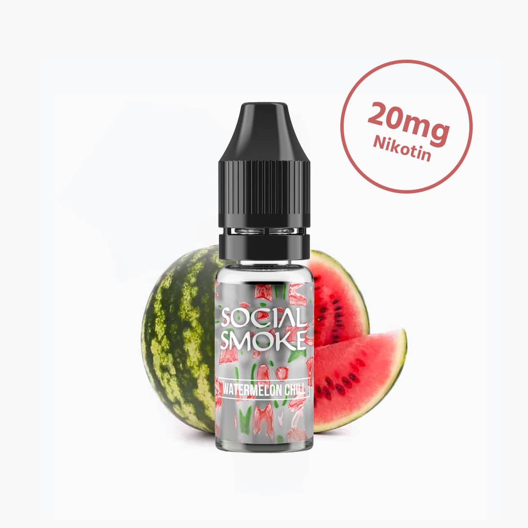 Social Smoke Watermelon Chill Nikotinsalz 20 mg Flasche mit Wassermelone und aufgeschnittener Scheibe im Hintergrund